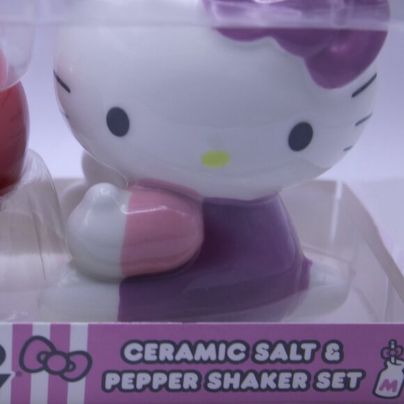 Hello Kitty Salt and Pepper Shakers (NWT) - Picture 3 of 6
